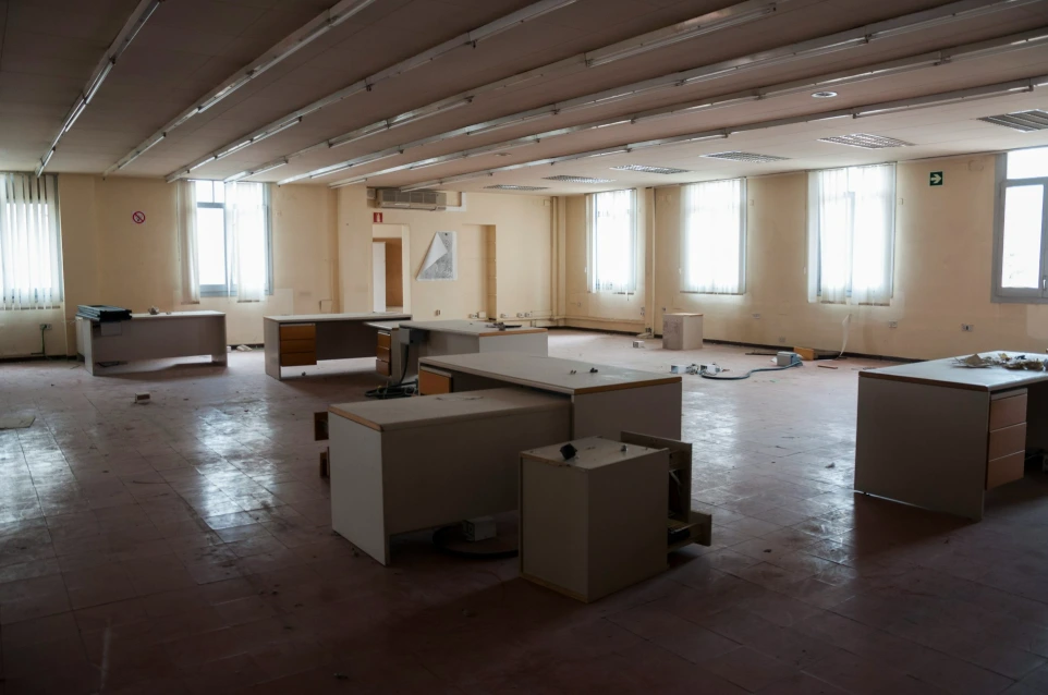 office decommissioning, corporate decommissioning, furniture removal, IT asset removal, data destruction services, office cleanout, nationwide decommissioning, sustainable decommissioning, asset recovery, space restoration